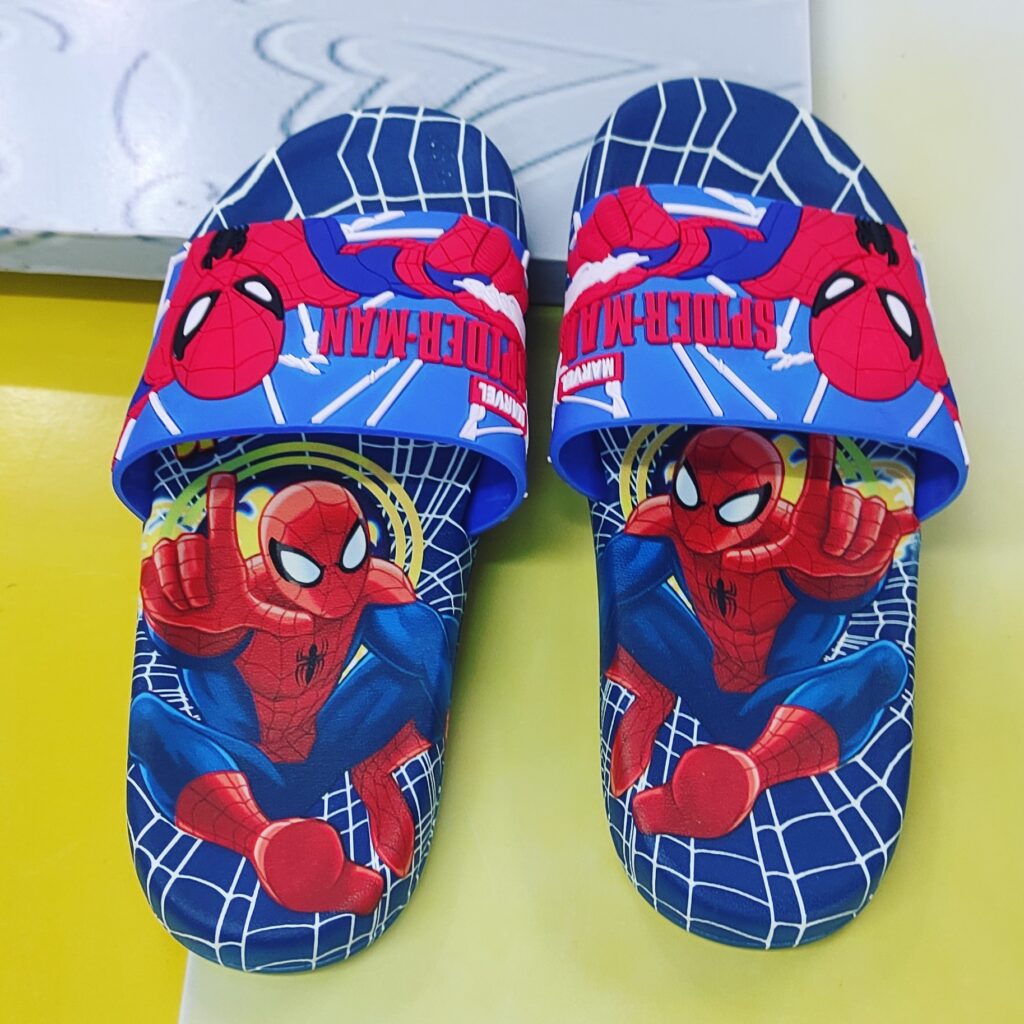 BOYS BLUE SPIDERMAN SLIDES N75-072