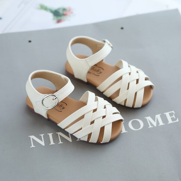 GIRLS WHITE OPEN FLAT SHOE S-32974