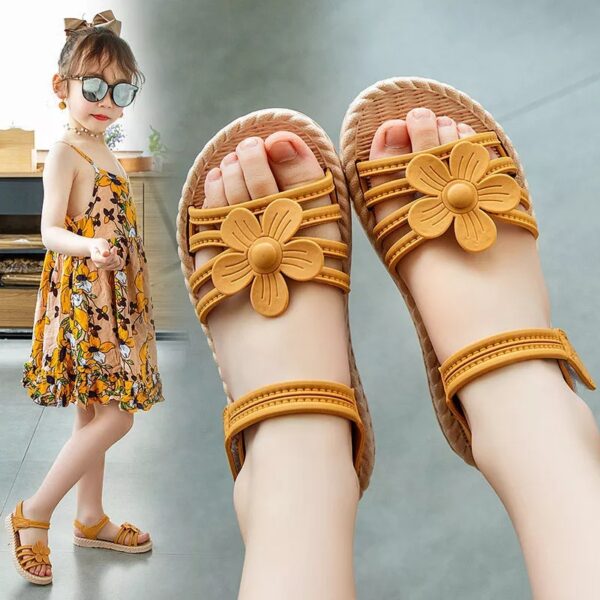 GIRLS RUBBER SANDALS BROWN S-30991